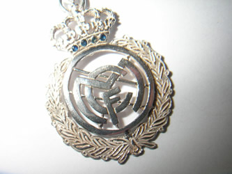 colgante plata real madrid